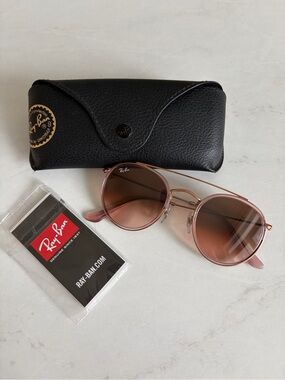 Ray-Ban Round Metal Sunglasses in Pink with Gradient Lenses